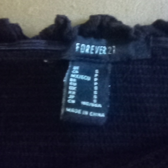 Clothes - Picture 2 of 3